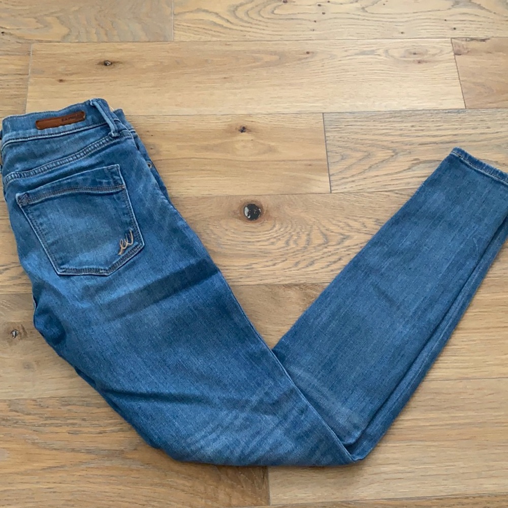 Light wash Express skinny jeans size 00R